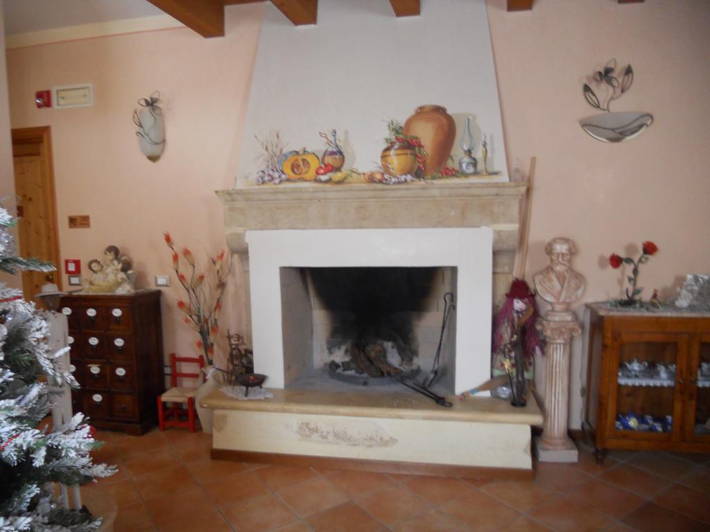Agriturismo Le Mura Del Gherlo Villa Valeggio sul Mincio Bagian luar foto