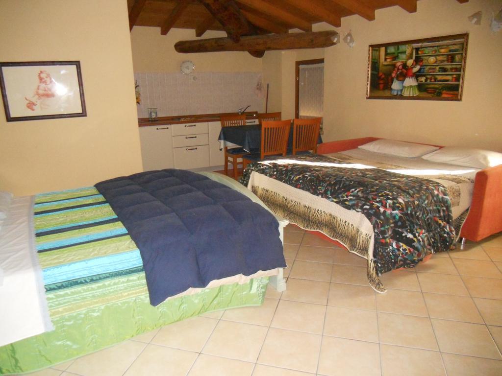 Agriturismo Le Mura Del Gherlo Villa Valeggio sul Mincio Bagian luar foto