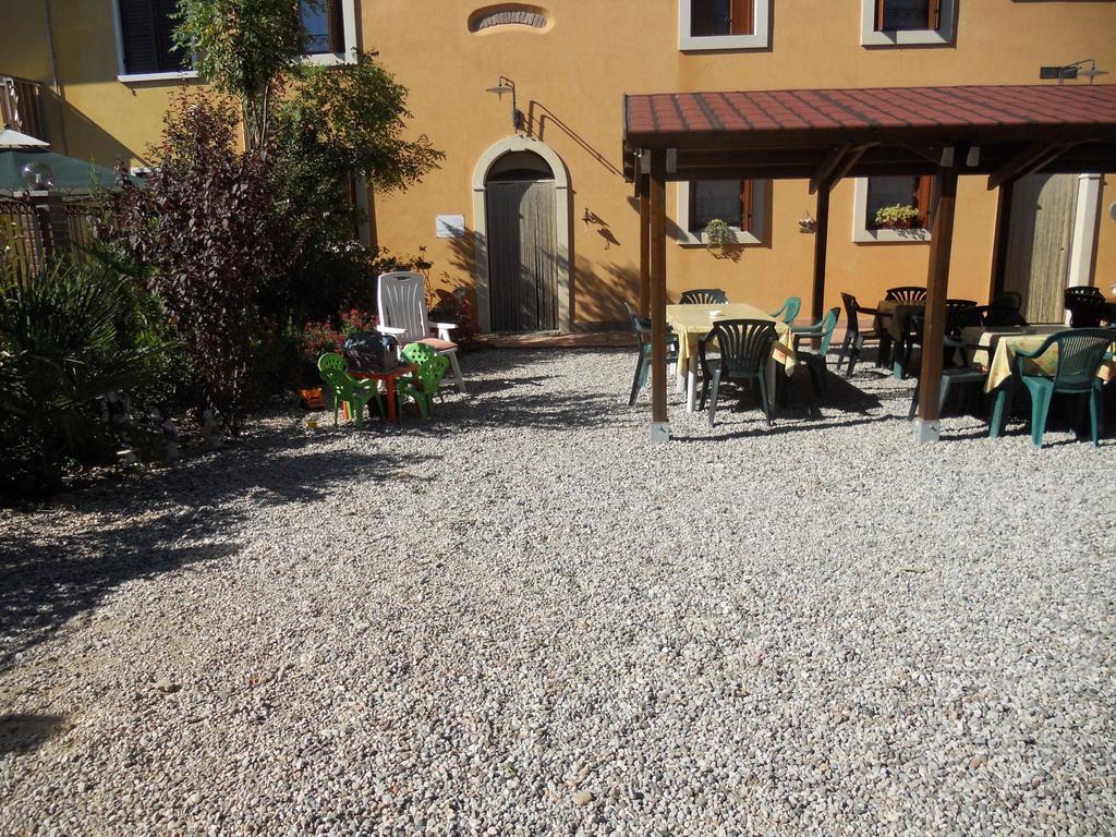 Agriturismo Le Mura Del Gherlo Villa Valeggio sul Mincio Bagian luar foto